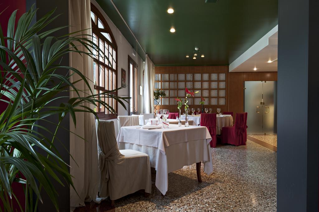 Hotel Ristorante Gran Casa Одерцо Экстерьер фото